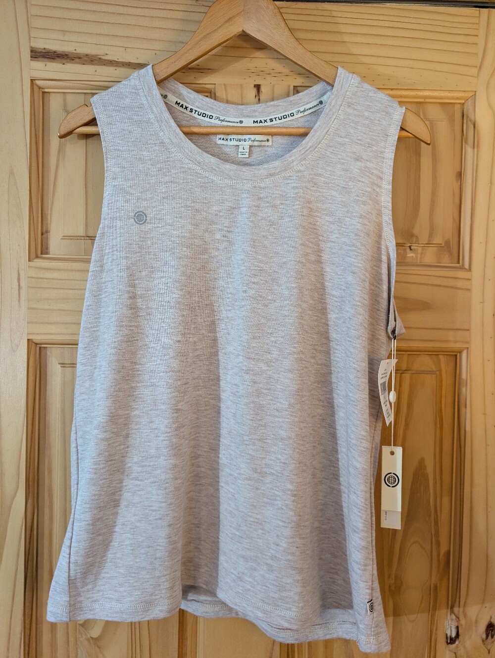 Max Studio Performance Peek A Boo Back Sleeveless Tank Top Size Large NWT